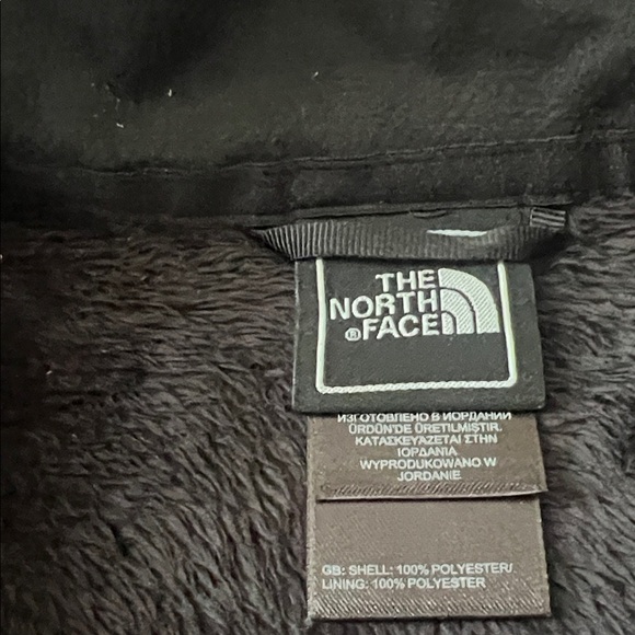 The North Face Black Fleece Jacket - Picture 3 of 6